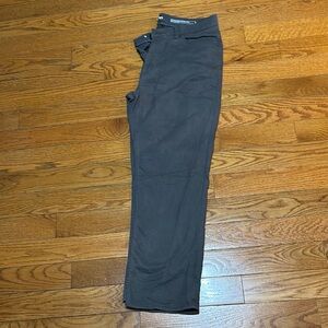 MENS Gray Chinos Flat Front Classic Silhouette